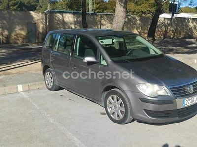 Gris / plata Usado 2007 VW Touran Edition Monovolumen | 3700 € (Buen precio)
