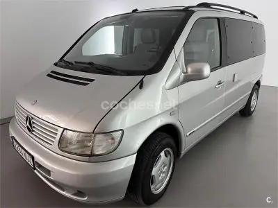 Usado Mercedes V280 174 CV (127 kW) 2001 Gris / plata Monovolumen