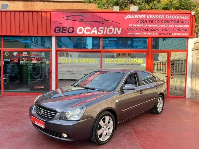 Usado Kia Magentis 140 CV (102 kW) 2007 Gris / plata Berlina