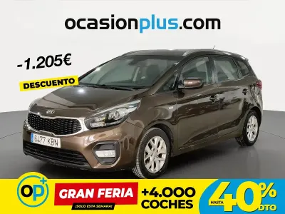 Usado Kia Carens 115 CV (84 kW) 2017 Marrón Monovolumen