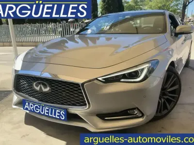 Usado Infiniti Q60 Premium 211 CV (155 kW) 2019 Gris / plata Coupe