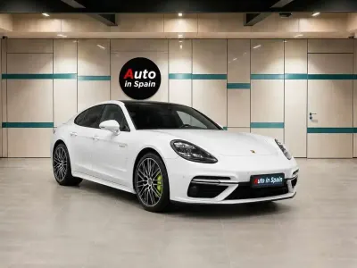 Usado Porsche Panamera Turbo S E-Hybrid 680 CV (500 kW) 2017 Blanco Utilitario