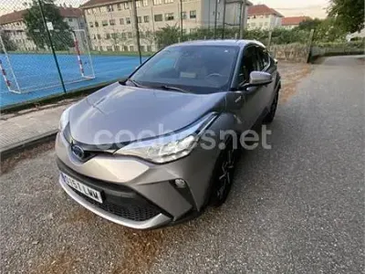 Usado Toyota C-HR Advance 122 CV (89 kW) 2021 Gris / plata SUV