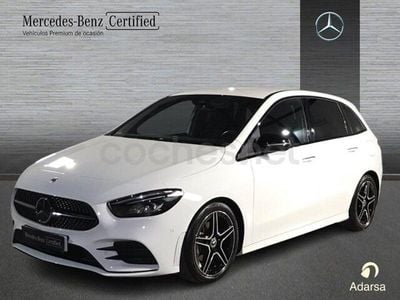 Usado Mercedes B200 AMG line 150 CV (110 kW) 2023 Blanco polar Monovolumen