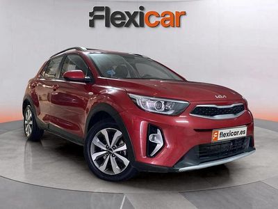 Rojo Usado 2023 Kia Stonic SUV | 13.490 € (Buen precio)