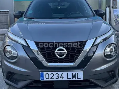 Usado Nissan Juke Tekna 114 CV (83 kW) 2021 Gris / plata SUV