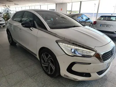 Usado DS Automobiles DS5 Performance 181 CV (133 kW) 2016 Blanco Utilitario