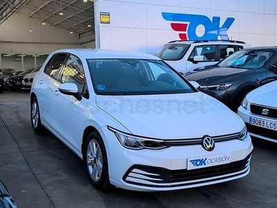 Usado VW Golf VIII Life 110 CV (80 kW) 2021 Blanco Berlina