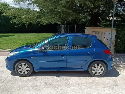 Usado Peugeot 206+