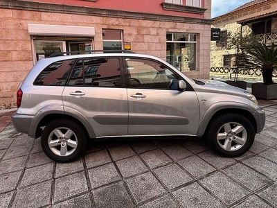 Usado Toyota RAV4 Luna 116 CV (85 kW) 2004 Gris / plata SUV