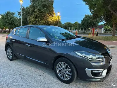Usado Renault Mégane III GT 110 CV (80 kW) 2015 Gris / plata Berlina
