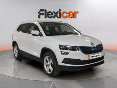 Usado Skoda Karoq Ambition 150 HP (110 kW) 2021 Branco SUV