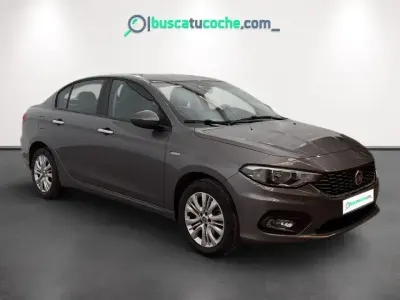 Usado Fiat Tipo Easy 95 CV (69 kW) 2018 Gris Berlina