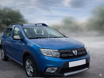 Usado Dacia Sandero Stepway 90 CV (66 kW) 2017 Azul Berlina