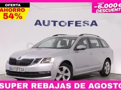 Usado Skoda Octavia 130 CV (95 kW) 2020 Gris / plata Familiar