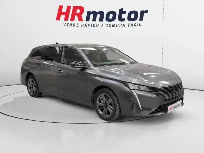 Usado Peugeot 308 SW Allure 131 CV (96 kW) 2023 Gris Familiar