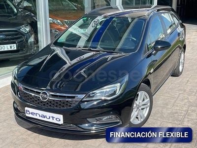 Usado Opel Astra Ultimate 145 CV (106 kW) 2021 Negro Familiar