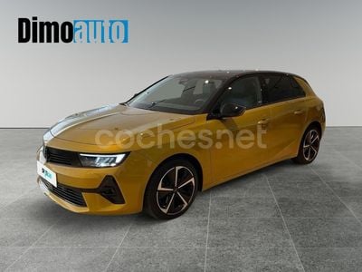 Amarillo Usado 2024 Opel Astra Berlina | 23.800 € (Un poco caro)