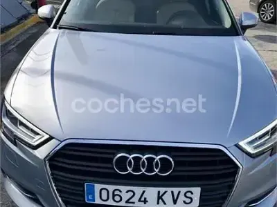 Usado Audi A3 Design 116 CV (85 kW) 2019 Gris / plata Berlina