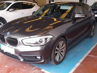 Gris Usado 2018 BMW 118 Utilitario | 15.600 €