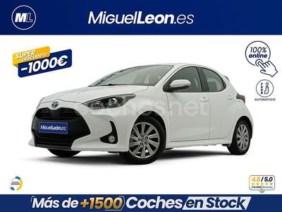 Blanco Usado 2024 Toyota Yaris Hybrid Active Berlina | 17.985 € (Precio justo)