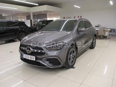 Usado Mercedes GLA200 150 CV (110 kW) 2025 Gris / plata SUV