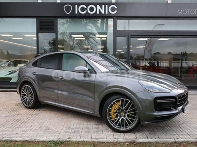 Usado Porsche Cayenne Turbo 550 CV (404 kW) 2020 Gris / plata SUV