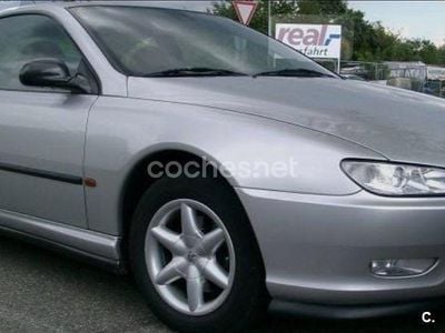 Gris / plata Usado 1998 Peugeot 406 Coupe Coupe | 4000 €