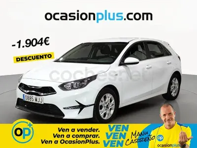 Usado Kia Ceed 136 CV (100 kW) 2023 Blanco Utilitario