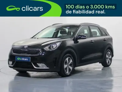 Usado Kia Niro 141 HP (103 kW) 2017 Preto SUV