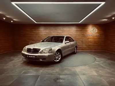 Usado Mercedes S500 306 CV (225 kW) 2002 Gris / plata Berlina
