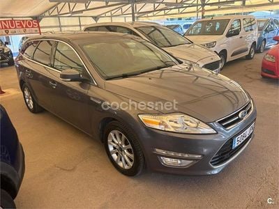 Gris / plata Usado 2013 Ford Mondeo Trend Familiar | 8300 € (Super precio)