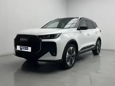 Usado Ebro s700 Luxury 147 CV (108 kW) 2025 Blanco eb01 SUV