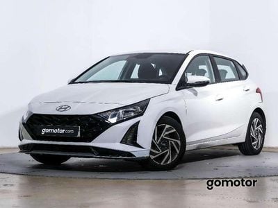 Usado Hyundai i20 101 CV (74 kW) 2024 Blanco Utilitario
