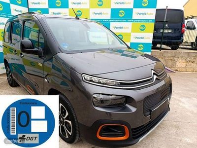 Usado Citroën Berlingo Shine 50 kW (68 CV) 2024 Gris Monovolumen