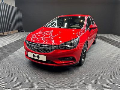Rojo Usado 2017 Opel Astra Dynamic Berlina | 9390 € (Buen precio)