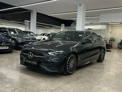 Usado Mercedes C220 200 CV (147 kW) 2022 Gris grafito Berlina