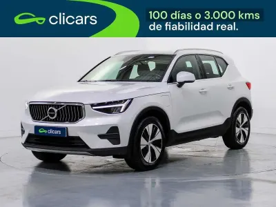 Usado Volvo XC40 Plus 179 CV (131 kW) 2022 Blanco SUV