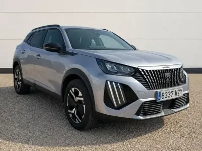 Usado Peugeot 2008 Allure 101 CV (74 kW) 2025 Gris SUV