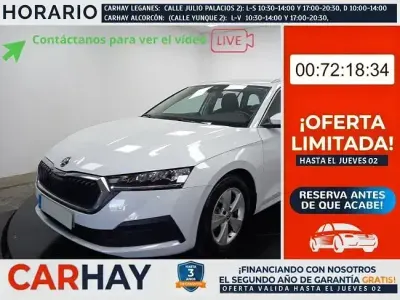 Usado Skoda Octavia 110 CV (80 kW) 2021 Blanco Familiar