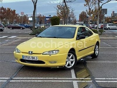 Amarillo Usado 2001 Peugeot 406 Coupe Coupe | 4000 €