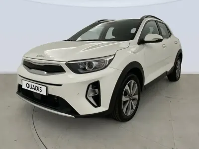 Usado Kia Stonic 100 CV (73 kW) 2023 Blanco SUV