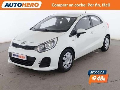 Blanco Usado 2015 Kia Rio Utilitario | 8299 € (Precio justo)