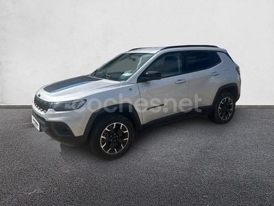 Gris / plata Usado 2022 Jeep Compass Trailhawk SUV | 26.490 € (Precio justo)