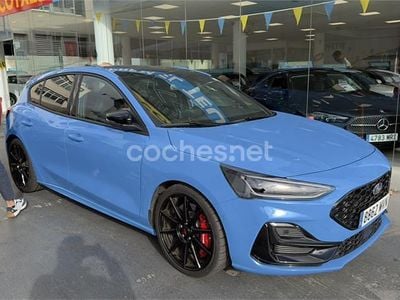 Azul Usado 2024 Ford Focus ST Berlina | 36.000 € (Un poco caro)