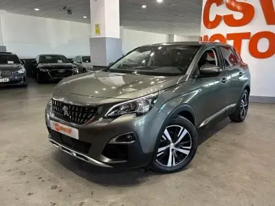 Käytetty Peugeot 3008