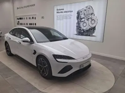 Nuevo BYD Seal Design 389 kW (530 CV) 2026 SUV