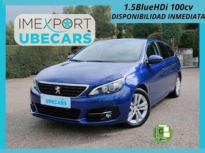 Usado Peugeot 308 SW Style 100 CV (73 kW) 2018 Azul Familiar