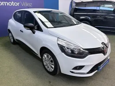 Usado Renault Clio Business 75 CV (55 kW) 2018 Blanco Utilitario