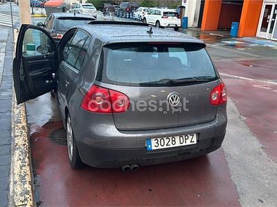 Usado VW Golf IV GTI 200 CV (147 kW) 2005 Gris / plata Berlina